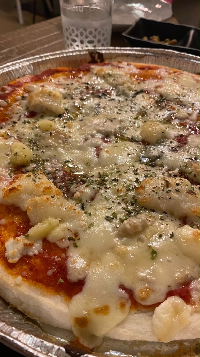 Pizza blanca gratinada
